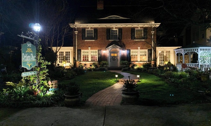 Pettigru Street Historic District Bed & Breakfast | Pettigru Place Bed & Breakfast