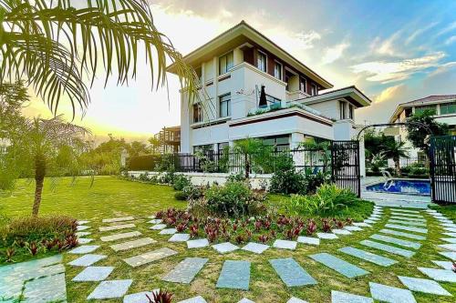 Ha Long Villa | Phoenix Villa 800m 5Br Sea view Garden Pool Kitc 815