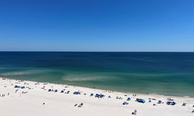 Orange Beach East Condo | Phoenix X 3 BR, Gulf Front, Great Reviews. Indoor and outdoor pools