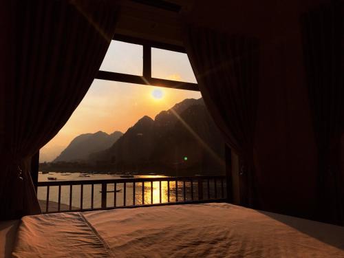 Phong Nha Hotel | Phong Nha Coco Riverside