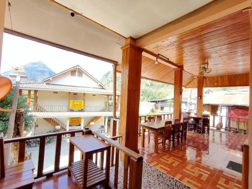 Nong Khiaw House | phoulisack guesthouse