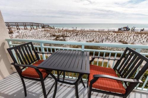 Fort Walton Beach House | PI 106 - Beachfront Condo- Low Spring Break Rates!