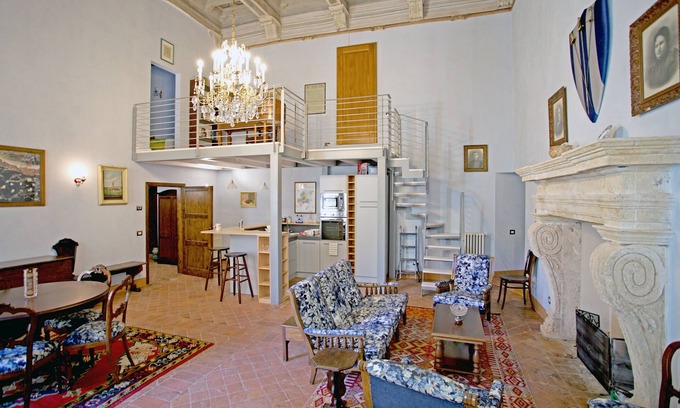 Montepulciano Apartment | Piano Nobile downtown Montepulciano
