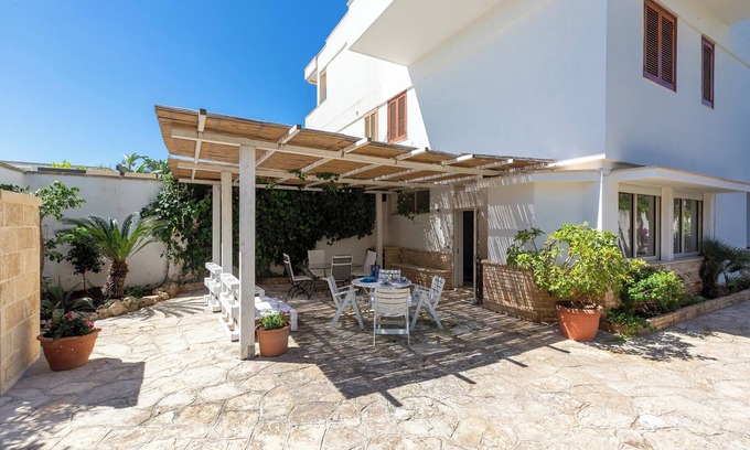 Santa Caterina House | Piccola Perla by BarbarHouse