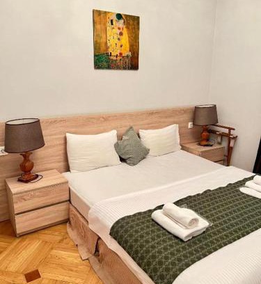 Vake Hotel | Piccolo casa bella