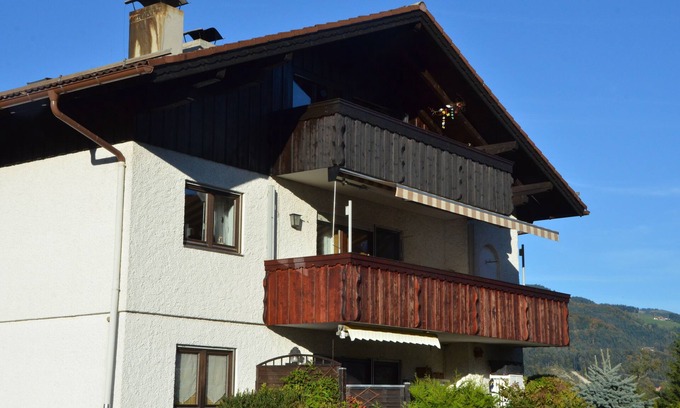 Oberaudorf Apartment | picturesque attic floor apartment with view at Kaisergebirge