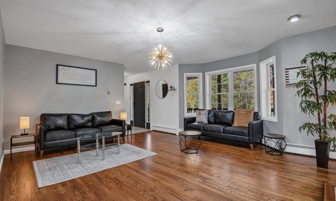 Thompson Ridge Villa | Picturesque, Cozy & Fun ~ GameRoom ~ Spacious Yard