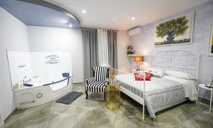 Pizzo Bed & Breakfast | Piedigrotta Magique Luxury