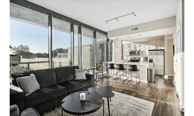Midtown Apartment | Piedmont Park 1 bdrm