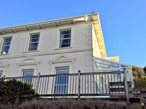 Weston-super-Mare Apartment | Pier View