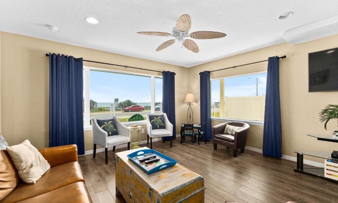 Flagler Beach House | Pier Watch