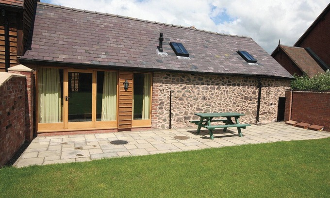 Pontesbury Cottage | Piglets Place - E4300