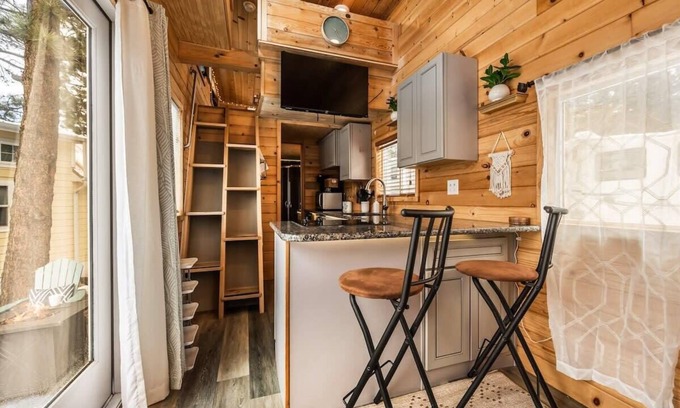 Woodland Park House | Pikes Peak BrightStar Boutique!