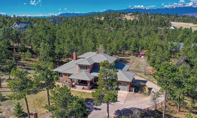 Colorado Springs House | Pikes Peak View - Mtn Home in Colorado Springs!