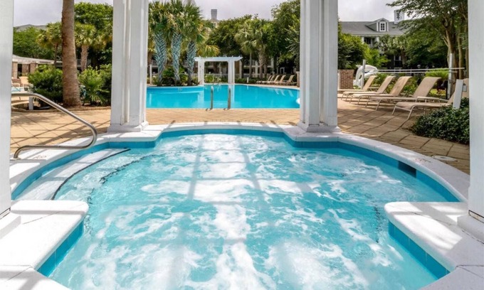 Baytowne Wharf Condo | Pilot House 413