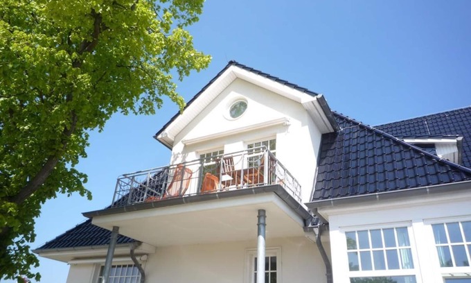 Hohe Dune Apartment | Pilot house, southern view - a dream