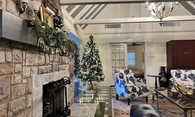 Lake Hamilton House | Pine Hill Estates - Three Home Estate with Private Boat Docks
