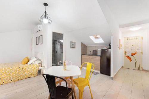 La Trinidad Apartment | Pineapple Trinidad 20