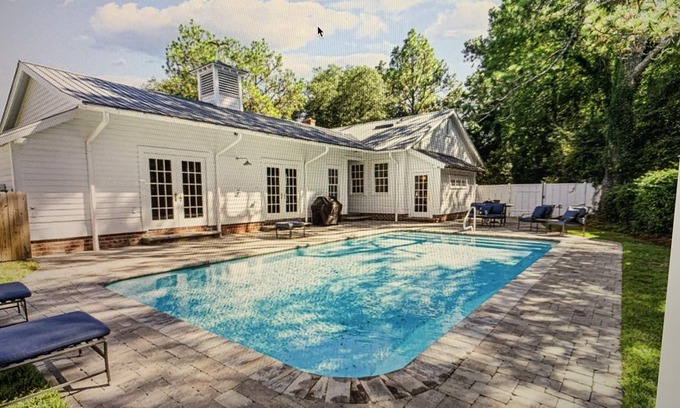 Old Town House | Pinehurst Village Vacation House w/private pool & (8) beds