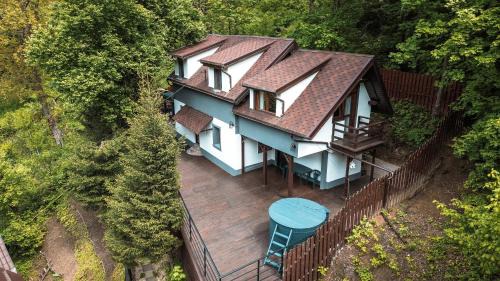 Brasov House | Pinewood Cabin