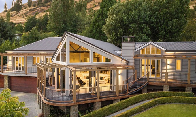 Lower Shotover House | Pinnacle Villa