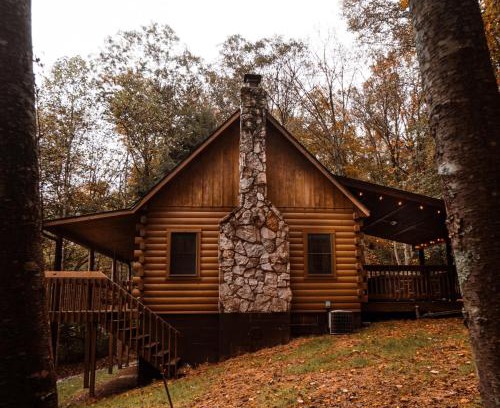 South Bloomingville House | Pioneer - by The Chalets