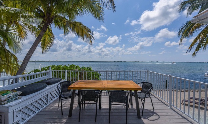 Little Torch Key House | Pirate's Paradise 3 bedroom 2 bath