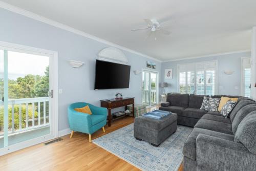 Oceanmarsh Subdivision House | Pirate