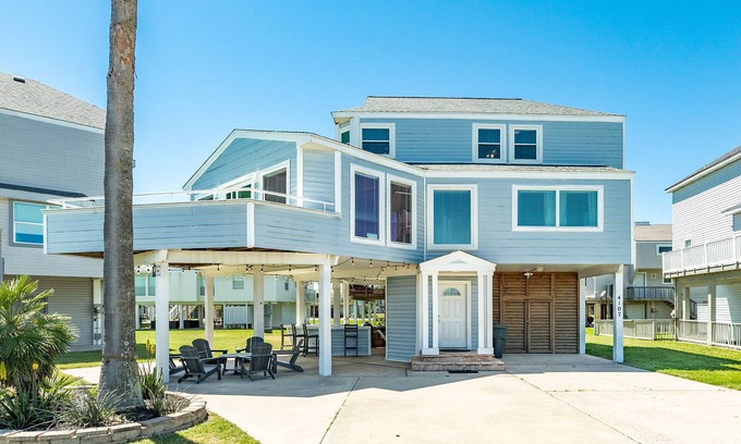 Pirates Beach House | Pirates Beach Escape w/Easy Beach Access, Shuffleboard