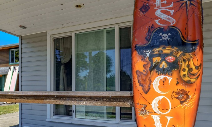 Ucluelet House | Pirates Cove