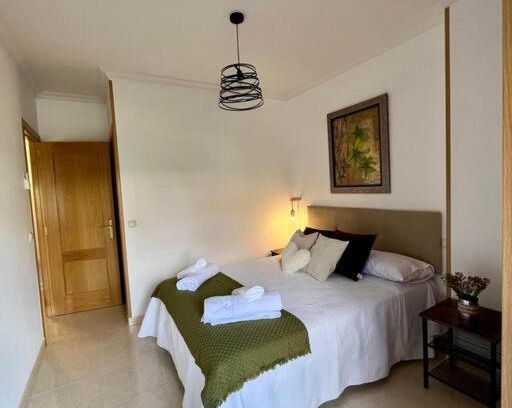 Arenas de San Pedro Apartment | Piso centro Arenas: Mira Gredos