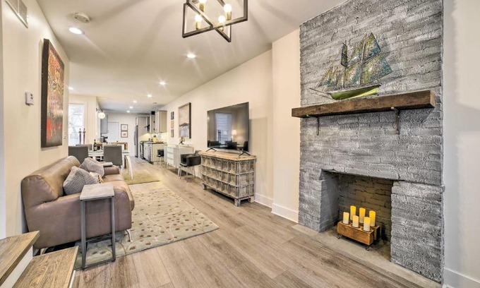 Mexican War Streets House | Pittsburgh Home Walkable Location!