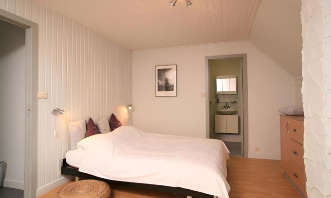 Assebroek Apartment | Pivoné Assebroek
