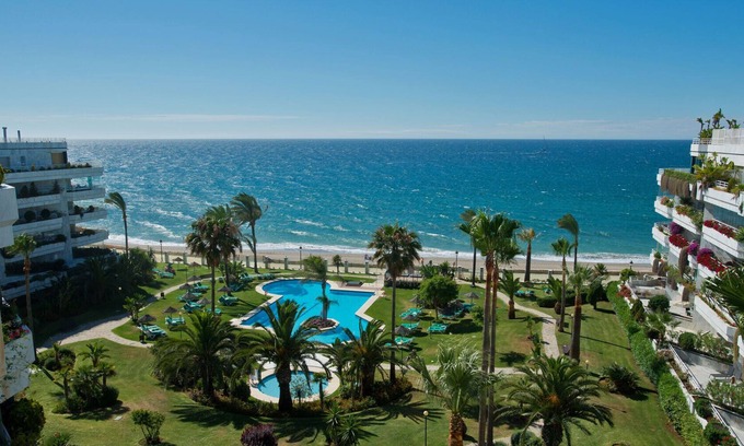 Golden Mile Apartment | Playa Esmeralda - A beautiful beachfront apartment - holiday rental in Marbella - Puerto Banus