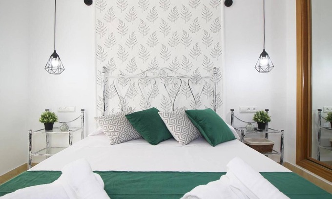 Benajarafe Apartment | Playa Linda Family by Del Parque Flats