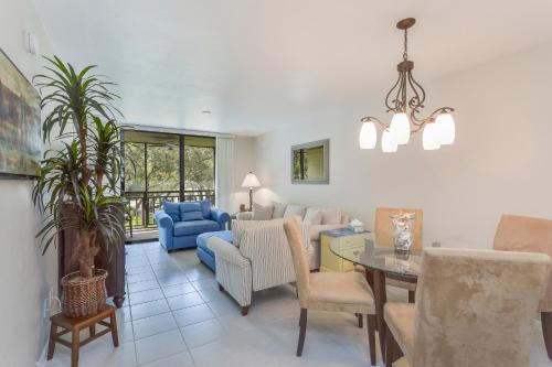 Bonita Bay Apartment | Playing Hookie