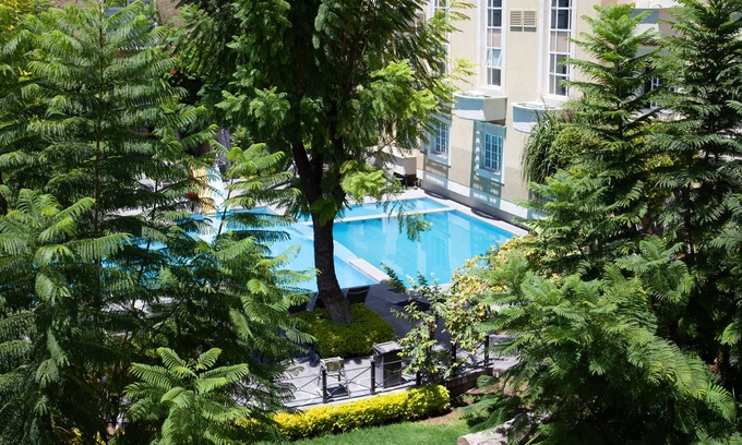 Downtown Queretaro Hotel | Plaza Camelinas Hotel