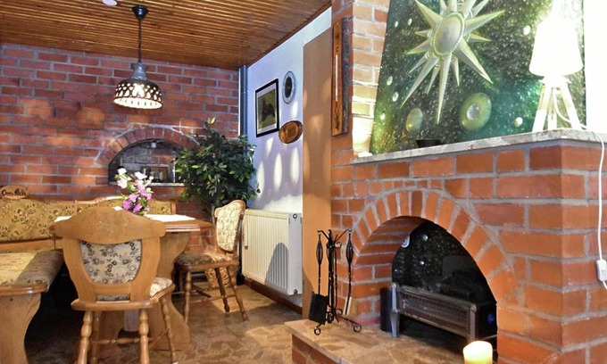 Steinbach-Hallenberg Apartment | Pleasant apartment in Thuringian Forest with garden