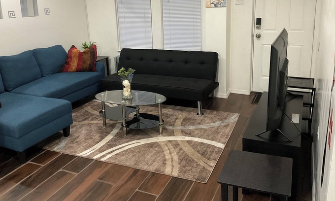 Collingdale House | Pleasant and lovely home near PHL airport.