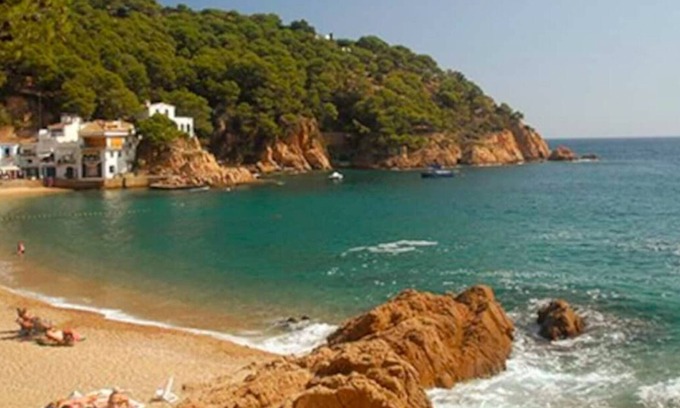 Tamariu Apartment | Pleasant apartment 5 minutes walk from the beach