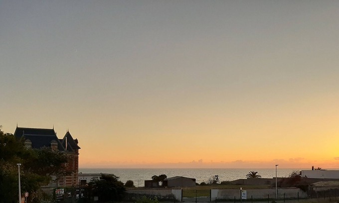 Angoulins House | Pleasant family home with sea view - Close to beaches