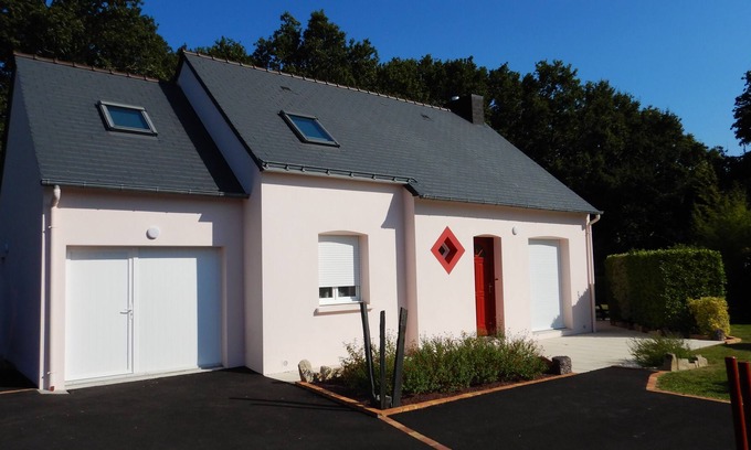 Le Tour-du-Parc House | pleasant house on 700 m² of land without vis-à-vis a dead end