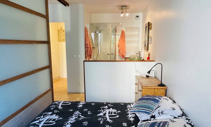 Montparnasse Apartment | Pleasant, quiet, south-facing 40 m2 apartment facing a 2000 m2 garden.