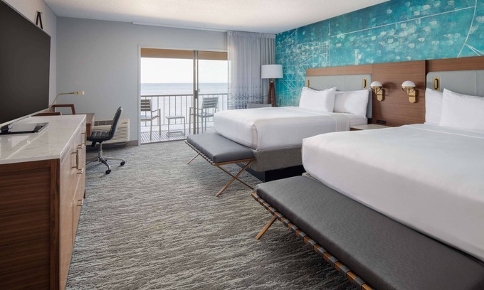 Port Angeles Hotel | Pleasant Stay! Outdoor Pool, Parking, Pets Allowed, Near 5th and Oak Park!