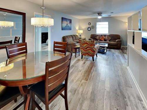 Galveston House | Pleasure Pier Retreat #4