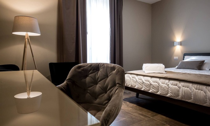 Old Town Bed & Breakfast | Plebis - La Voce del Violino - Luxury B&B in the center of Catania in Sicily