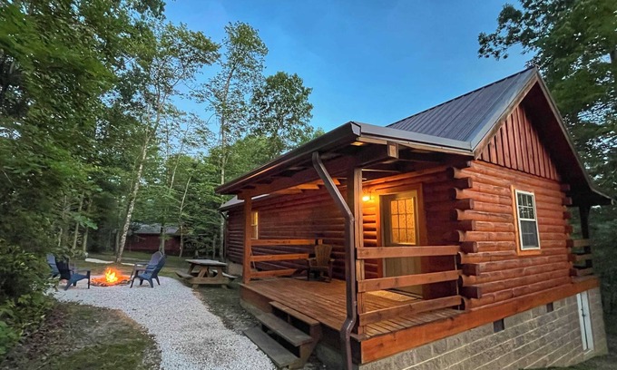 Saint Helens Cabin | Pluggy’s Place - Climber’s Haven near PMRP!