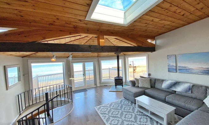 Newbury Condo | Plum Royale: Plum Is. beachfront w/stunning views