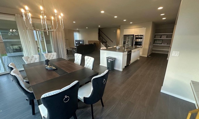 Port Orchard House | PO3: Novelty Villa: