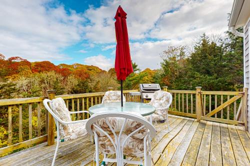 East Orleans House | Pochet Escape